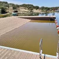 Nueva plataforma de baño accesible en el pantano de Alqueva 